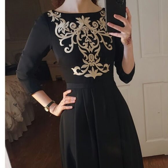 Ted Baker Dresses & Skirts - Ted Baker Embroidered Modest Black Midi Dress